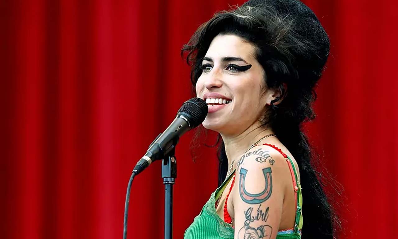 Back to Black”: la película biográfica de Amy Winehouse tendrá a la  directora de “50 sobras de Grey”