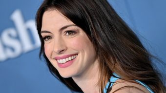 Anne Hathaway protagonizará película inspirada en la vida de Harry Styles