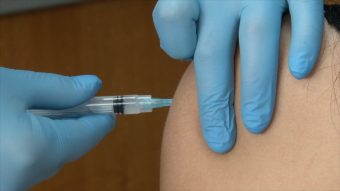 Vacunación con dosis bivalente: Minsal anuncia el calendario y los grupos prioritarios