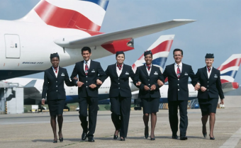 Actualizar las directrices: British Airways permitirá usar maquillaje a sus tripulantes sin importar su género
