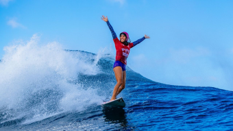 Moana Jones, la mujer que surfeó la mejor ola en la historia del Pipeline