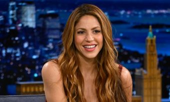 "Creó un movimiento por su cuenta": Shakira será homenajeada con el premio Mujer del año" de Billboard
