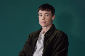 "Tú no eres lesbiana. Eso no existe": Los repugnantes mensajes de un actor famoso a Elliot Page antes de su transición