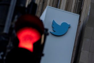 Podrían ser multados con una gran suma: Autoridades de Australia dan 28 días a Twitter para combatir contra su "toxicidad y el odio"