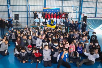 “Esperamos que los niños empiecen a soñar”: Estudiantes de Pichilemu disfrutaron junto a deportistas del Team Chile