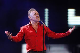 ¡Ya hay fecha!: Entérate cuándo será el show reagendado de Morrissey en Chile