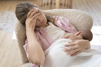 La OMS indica que un tercio de las mujeres sufre problemas de salud a largo plazo tras dar a luz