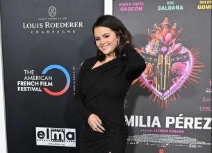 Selena Gómez responde a las críticas hacia su cuerpo: “No, no soy una víctima. Simplemente soy humana”