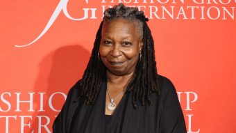 “Un espacio donde niñas y mujeres pueden verse reflejadas”: Whoopi Goldberg lanza canal de deportes femenino