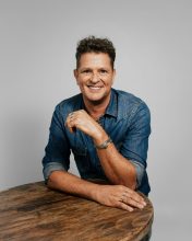 Carlos Vives ansioso por su quinta vez en el Festival: "Estoy feliz de regresar a Viña y a Chile"