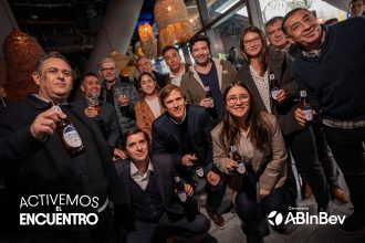 Bares y restaurantes: El motor social y económico que activa comunidades, empleo y barrios en Chile