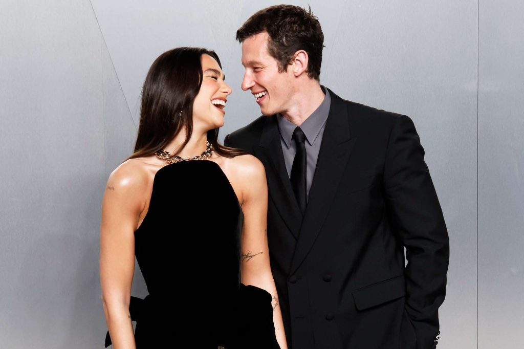 Callum Turner habla de su futuro junto a Dua Lipa 💍❤️