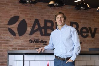 "Activar el Encuentro es activar economía y la vida social": La apuesta de AB InBev en apoyo a bares y pymes