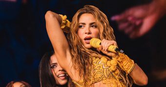"Dai Dai" de Shakira sigue en el número 1 de Billboard
