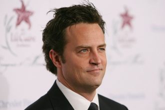 A casi 3 años de su muerte, Netflix prepara una serie documental sobre Matthew Perry